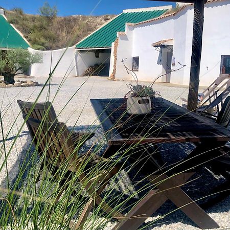 Las Dunas Cave House Holidays Benamaurel Exterior photo