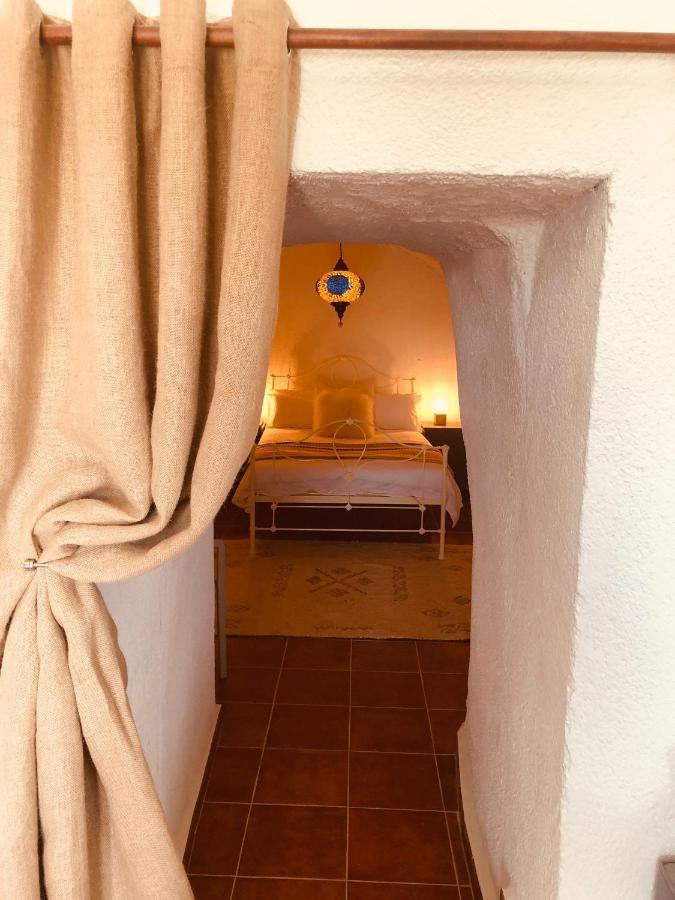 Las Dunas Cave House Holidays Benamaurel Exterior photo